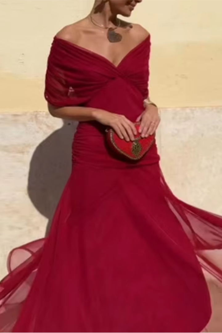 Ágnes - Elegáns Maxi Estélyi Ruha V-kivágással