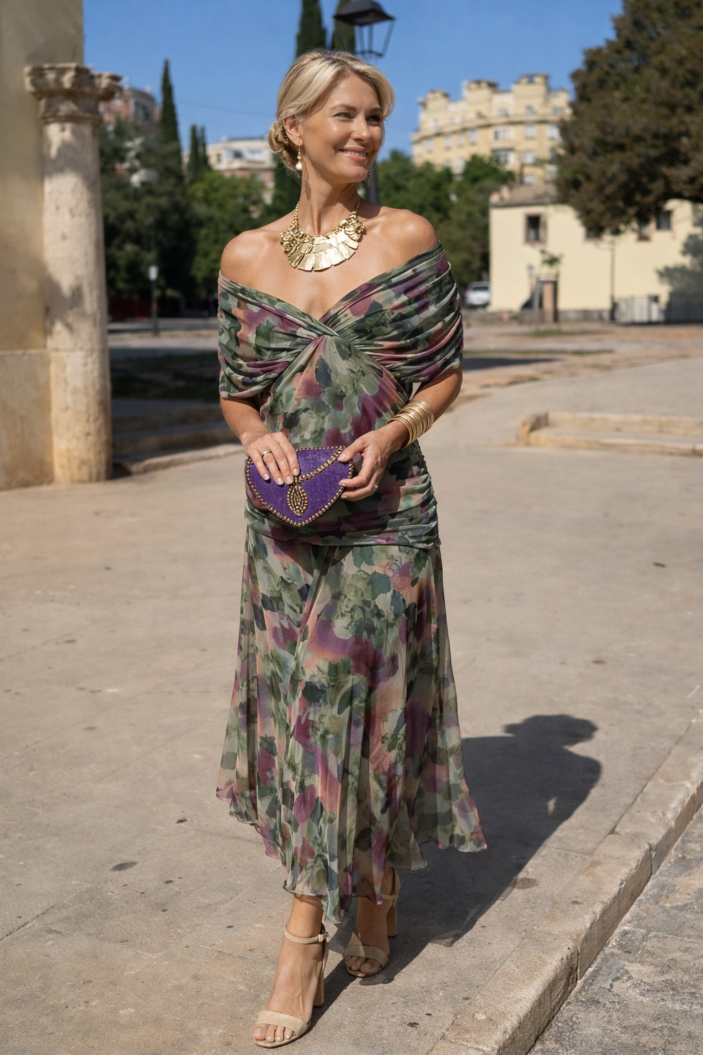 Elegáns Maxi Ünneplőruha V-kivágással